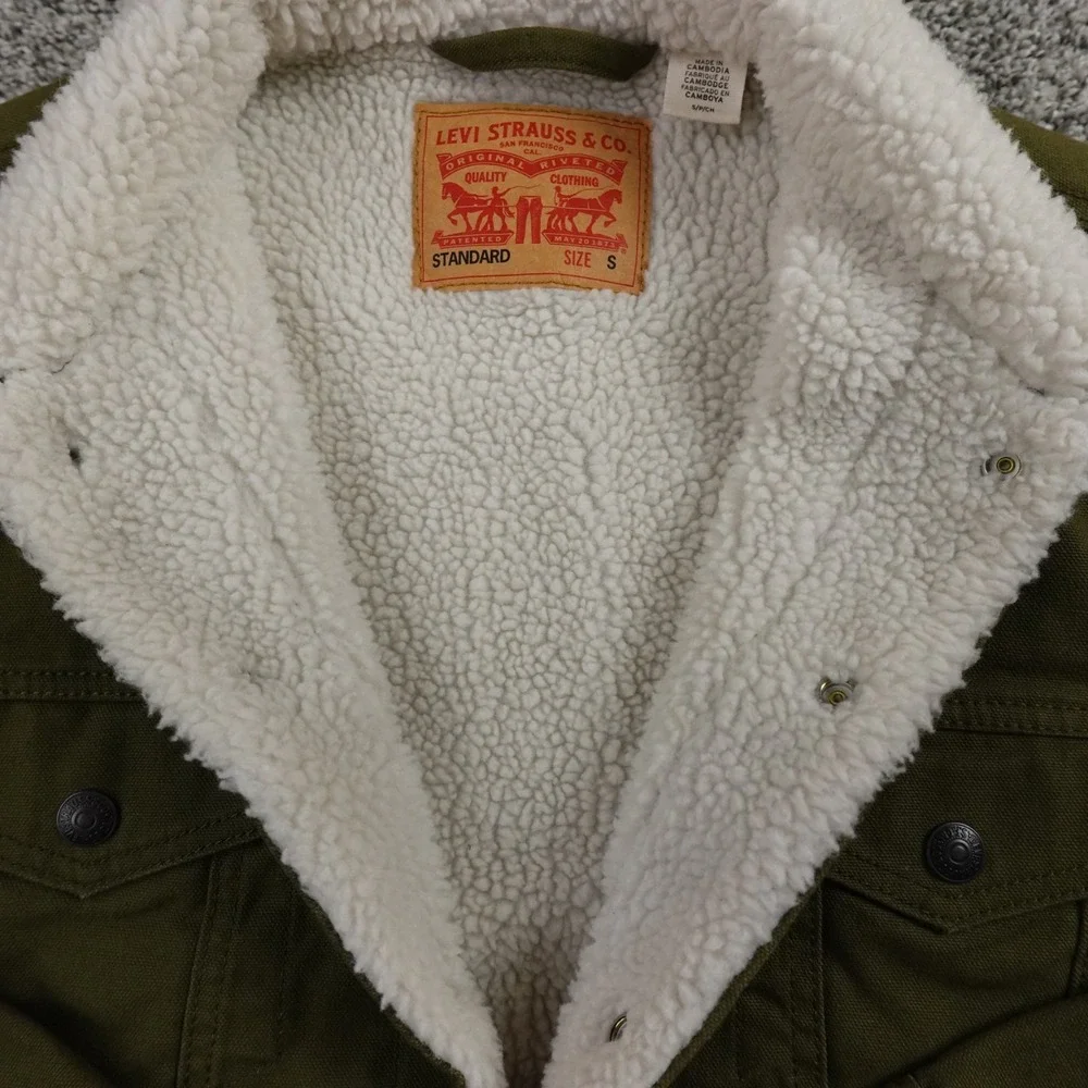 NEW Levis Jacket Mens S Green Canvas Sherpa Lined Trucker Snap Outdoor Work Coat